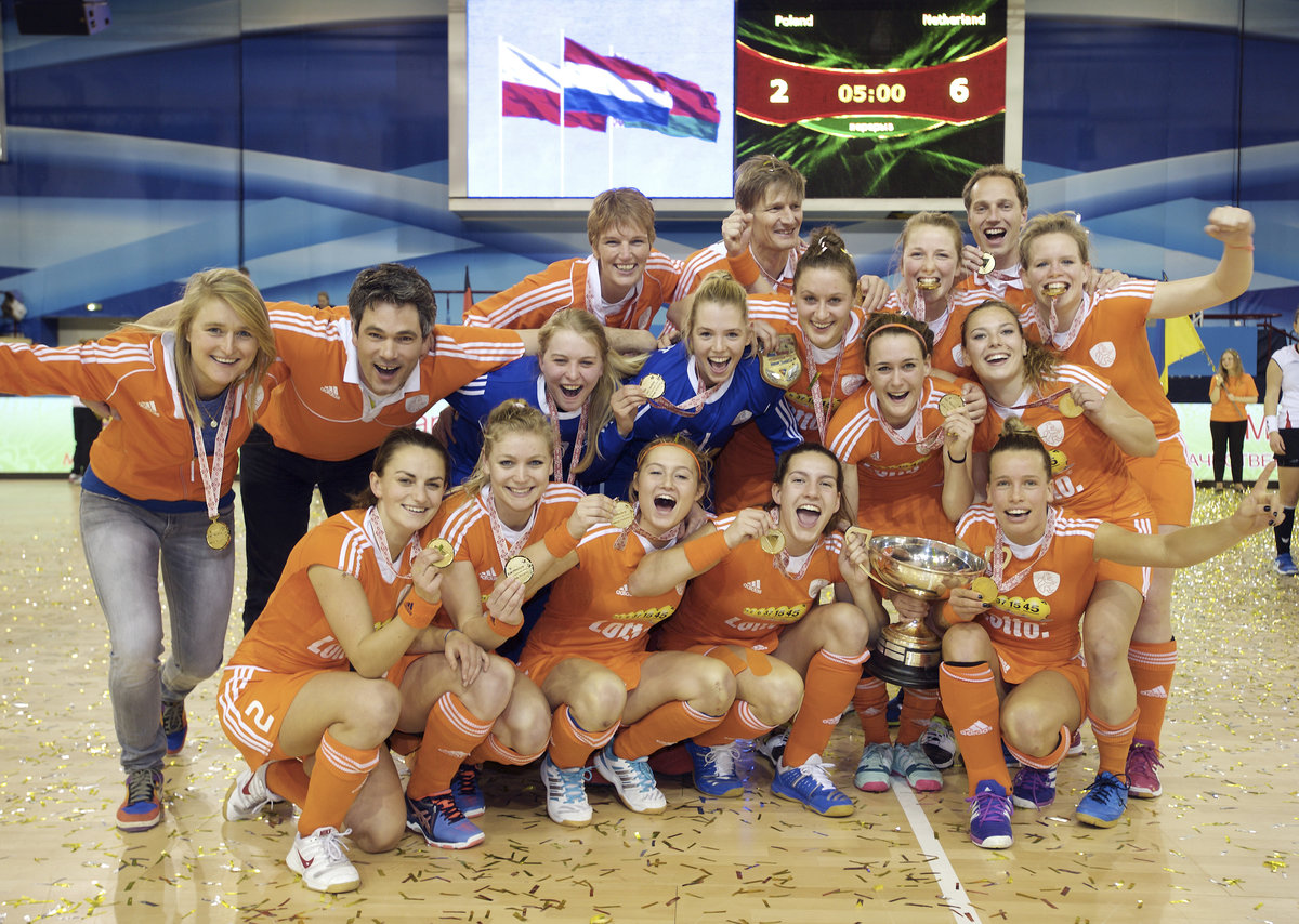 Oranje Dames Zaal Pakken Goud Op Ek Indoor Minsk