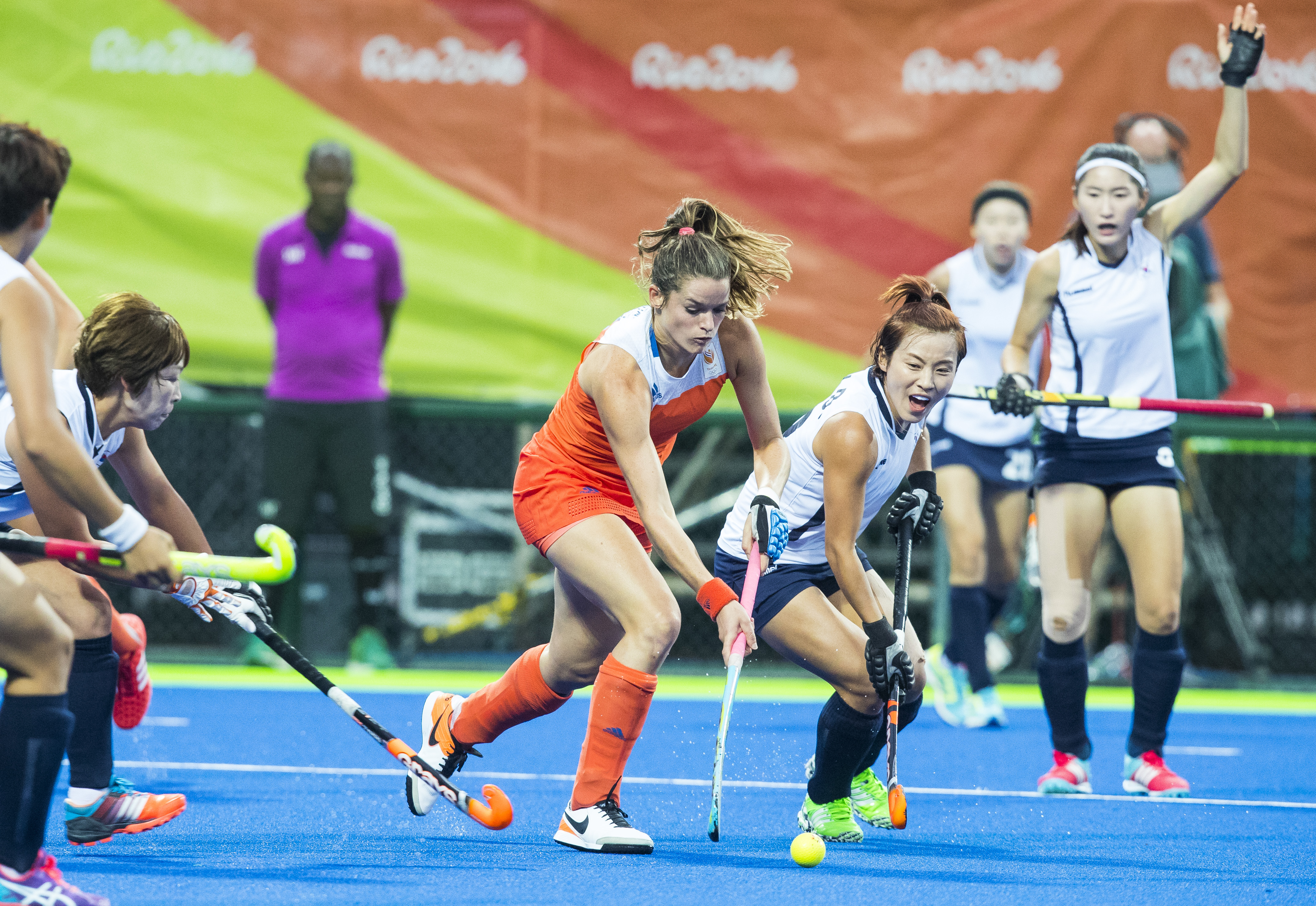 RIO DE JANEIRO (Brazili) - Lidewij Welten (Ned) tijdens de poulewedstrijd hockey dames Nederland-Korea, tijdens de Olympische Spelen COPYRIGHT KOEN SUYK