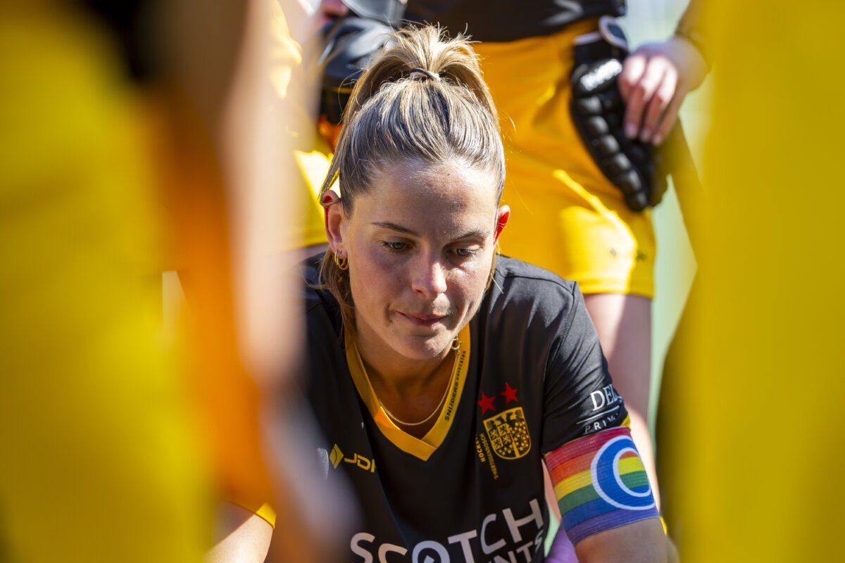 Sanders na 4-0 nederlaag: ‘Geflatteerd, maar dit mag niet gebeuren’