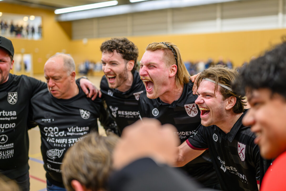 Rotterdam degradeert na verrassende 8-1 zege van SCHC